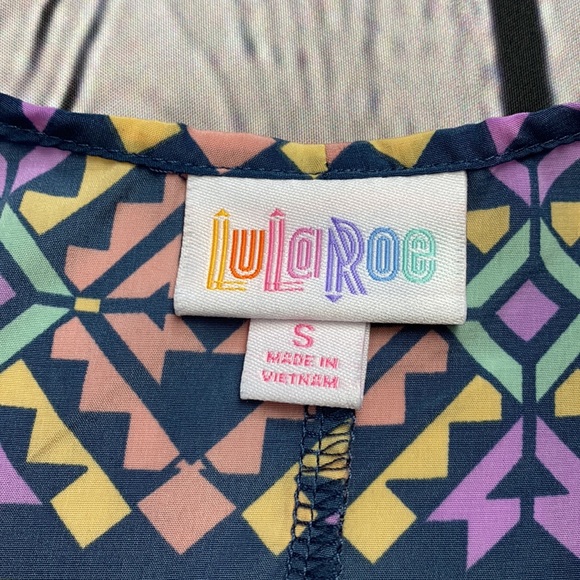 LuLaRoe Multicolored Robe Size: Small - Picture 12 of 15